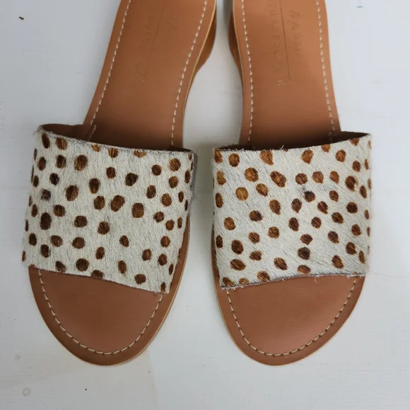 Anthropology size 8-9 very cute sandals - Picture 3 of 6